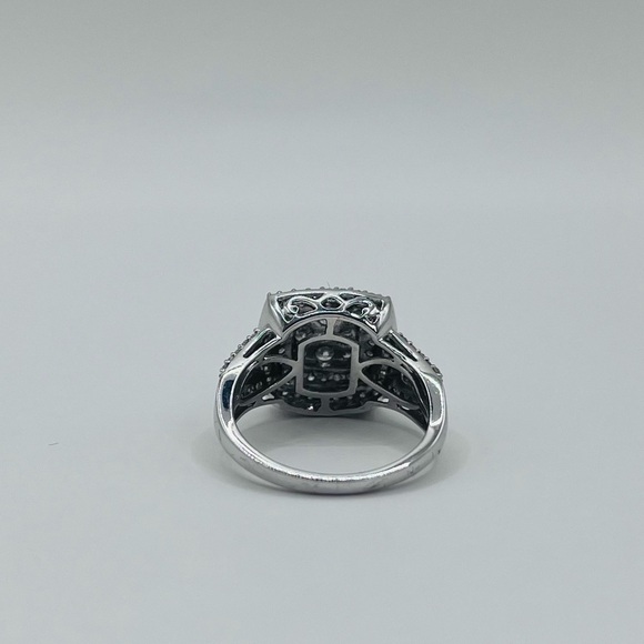 1.00 CT Cushion Cut Natural Diamond Sterling Silver Ring - Picture 5 of 7